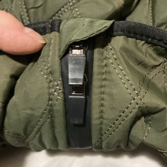 NWOT Puffer Dog Coat Olive Green w Fun Fur Collar - Picture 9 of 10